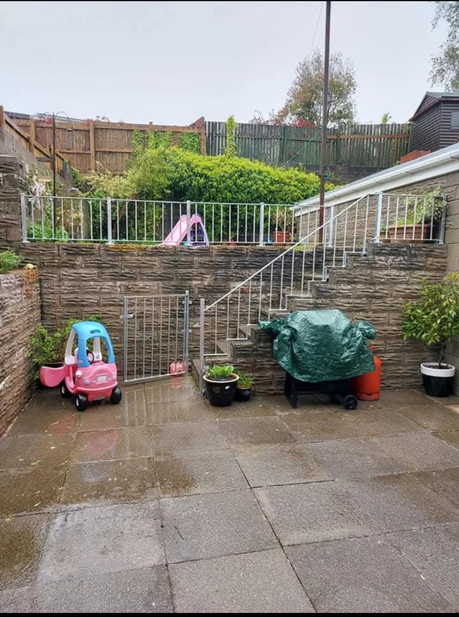 Garden railings and steps